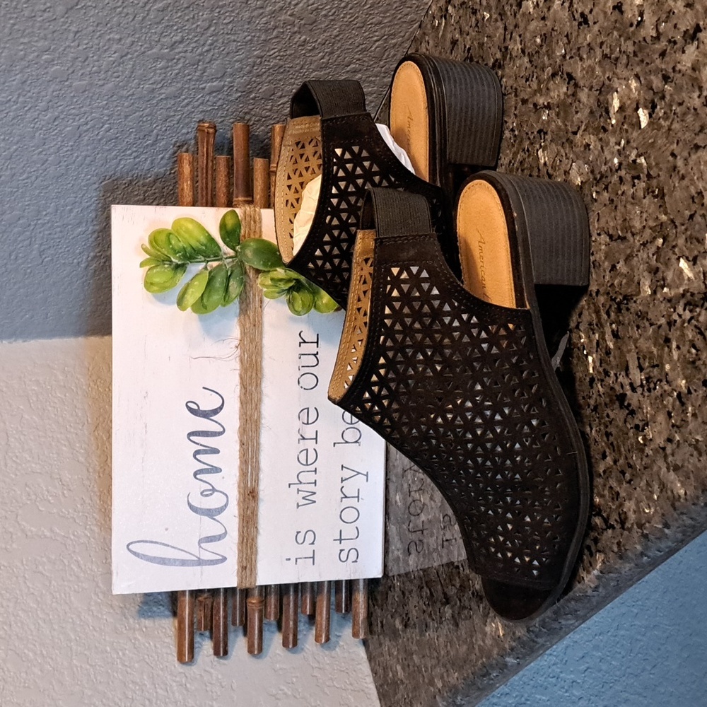 Sling Back Sandals | Size 8.5 - Picture 3 of 5